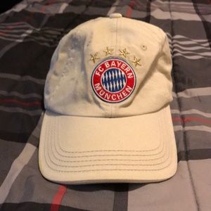 FC Bayern Munchen Hat
